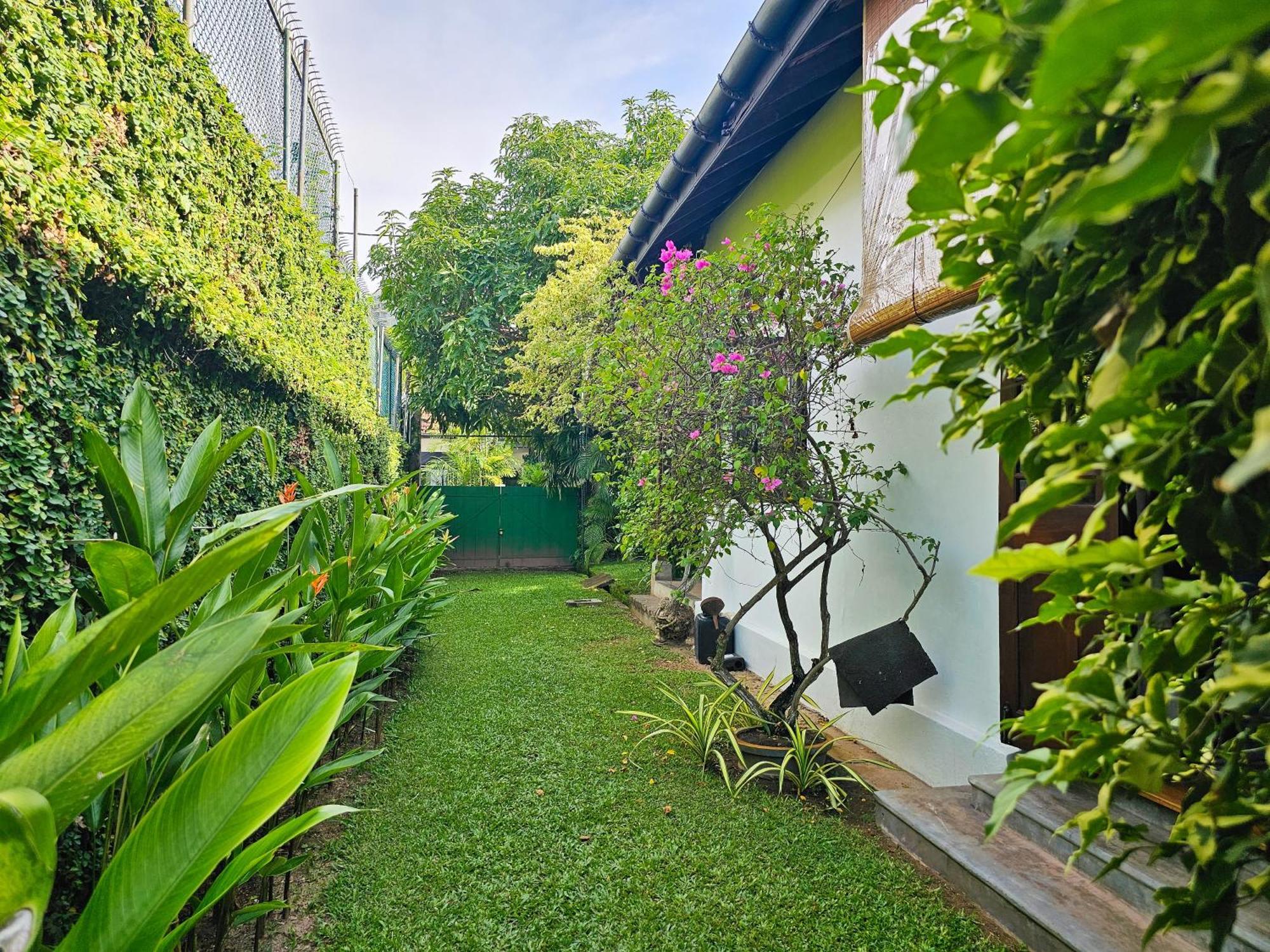 Havelock Place Bungalow Kolombo Dış mekan fotoğraf